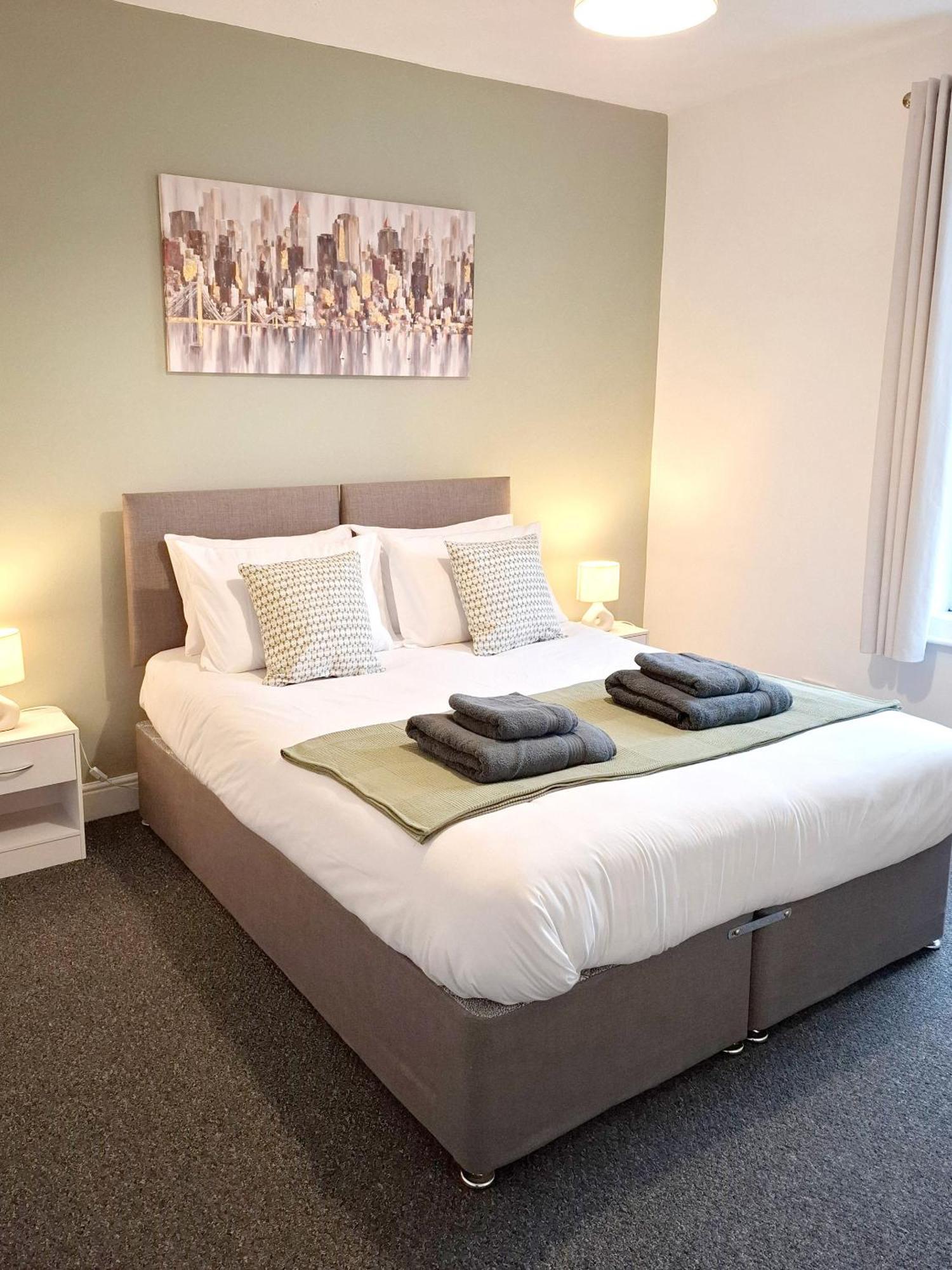 Modern Bright 3 Bedroom House Burton  Luaran gambar