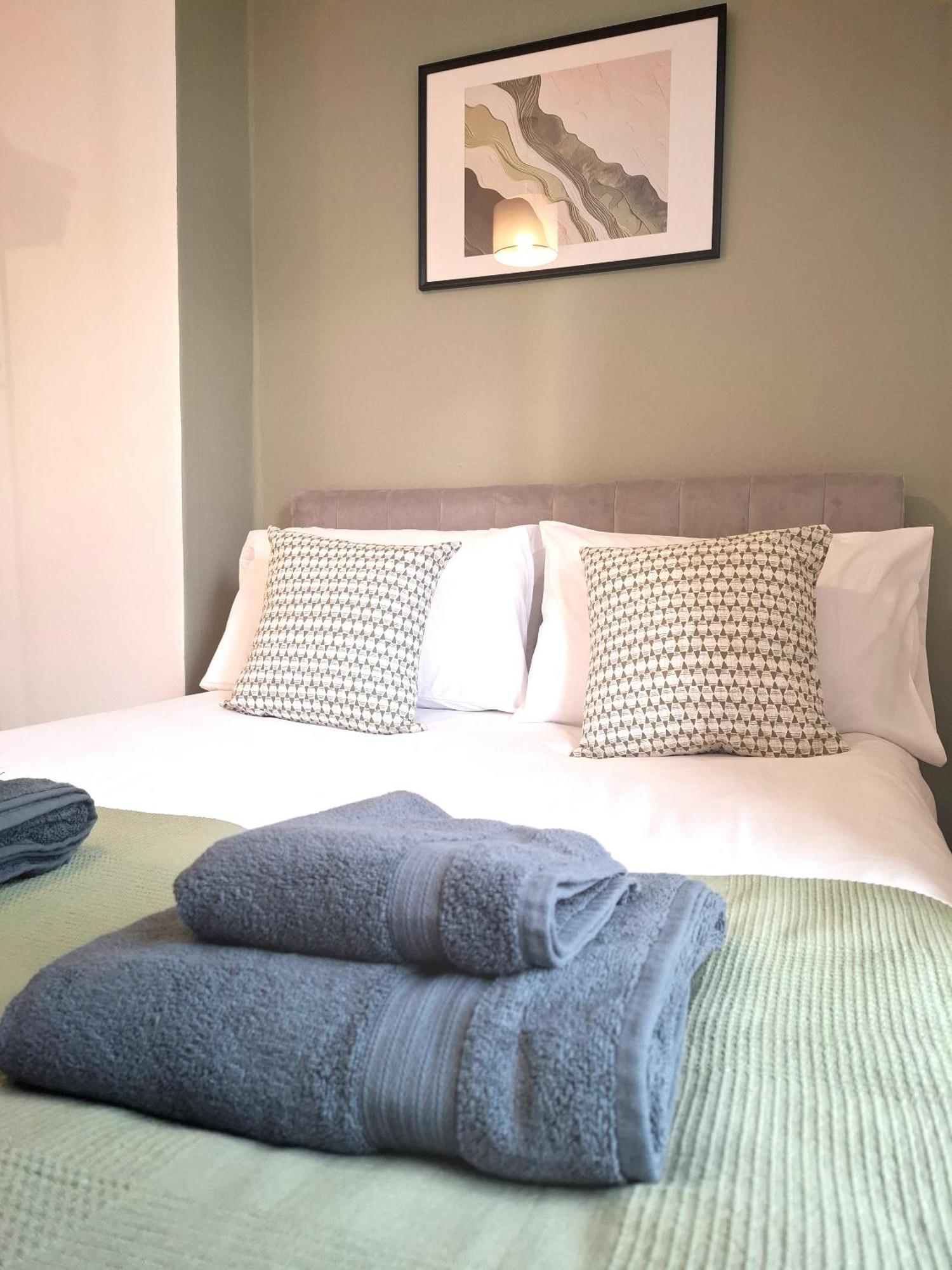 Modern Bright 3 Bedroom House Burton  Luaran gambar
